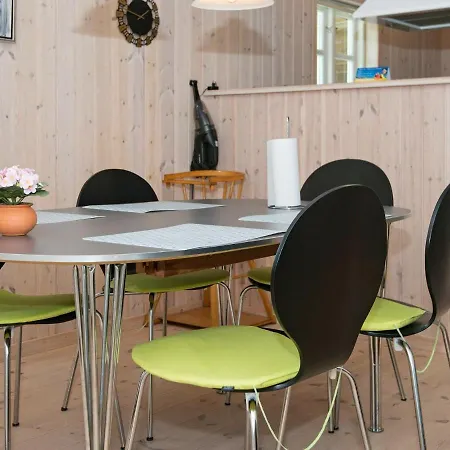 6 Person In Hejls-by Traum Hejls